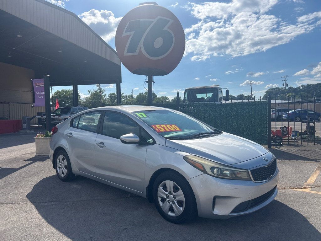 2017 Kia Forte LX Manual - 22886865 | Video 1