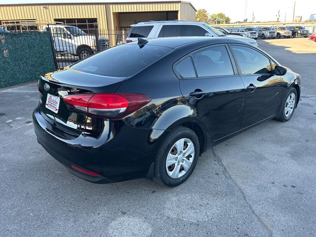 2017 Kia Forte S Automatic - 22932452 - 3