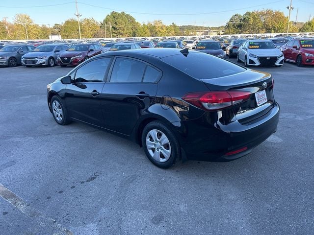 2017 Kia Forte S Automatic - 22932452 - 5
