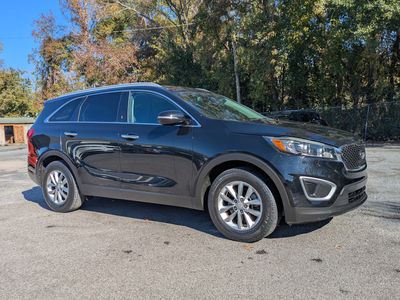 2017 Kia Sorento LX's photo