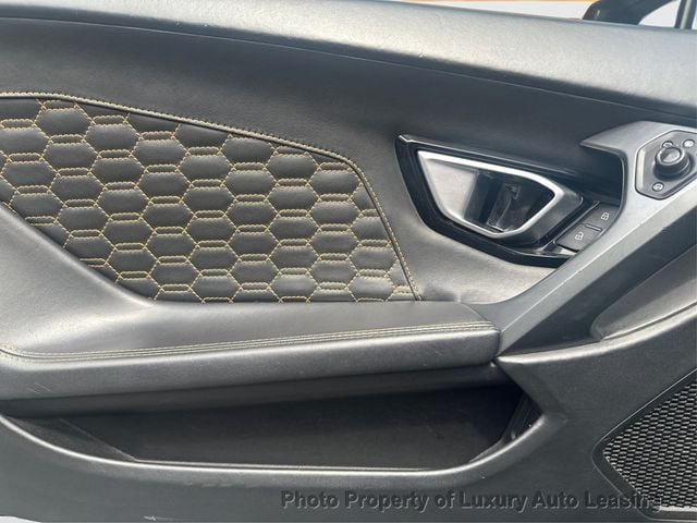2017 Lamborghini Huracan Spyder - 22882182 - 16