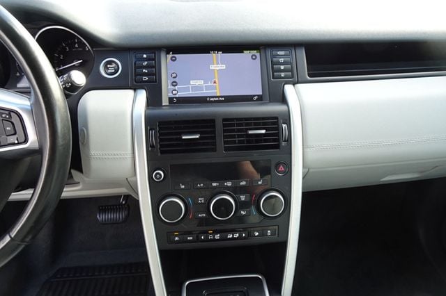 2017 Land Rover Discovery Sport SE 4WD - 22938580 - 15