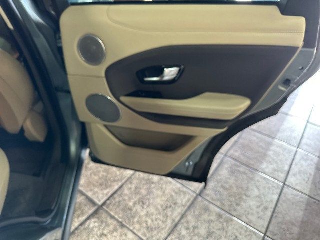 2017 Land Rover Range Rover Evoque 5 Door SE - 22933179 - 30