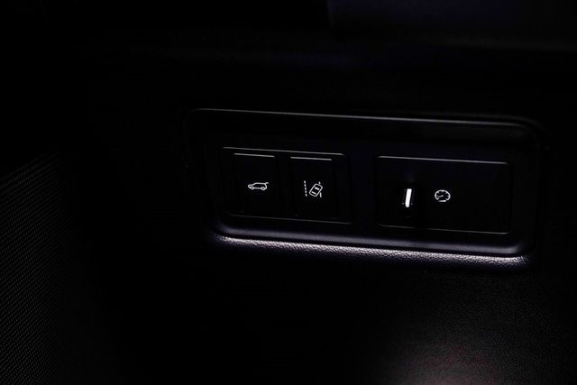 2017 Land Rover Range Rover Sport 5.0L V8 Supercharged - 22936684 - 31