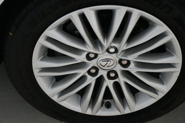 2017 Lexus ES ES 350 Sedan - 22937557 - 18