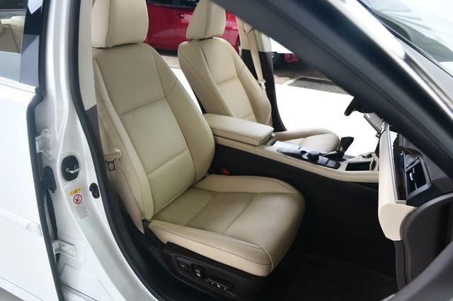 2017 Lexus ES ES 350 Sedan - 22937557 - 27