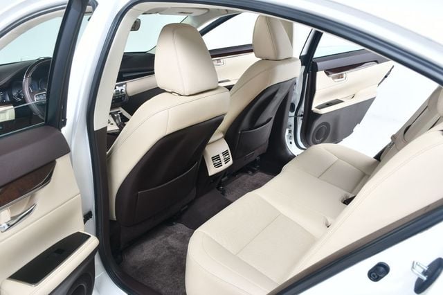 2017 Lexus ES ES 350 Sedan - 22937557 - 28