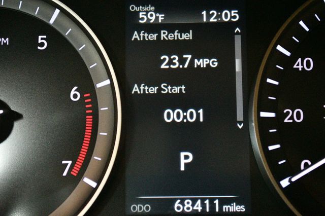 2017 Lexus ES ES 350 Sedan - 22937557 - 42