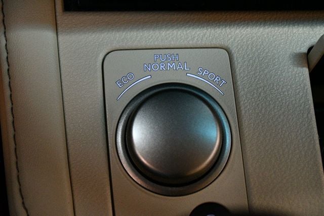 2017 Lexus ES ES 350 Sedan - 22937557 - 62