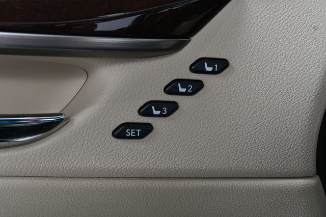 2017 Lexus ES ES 350 Sedan - 22937557 - 68