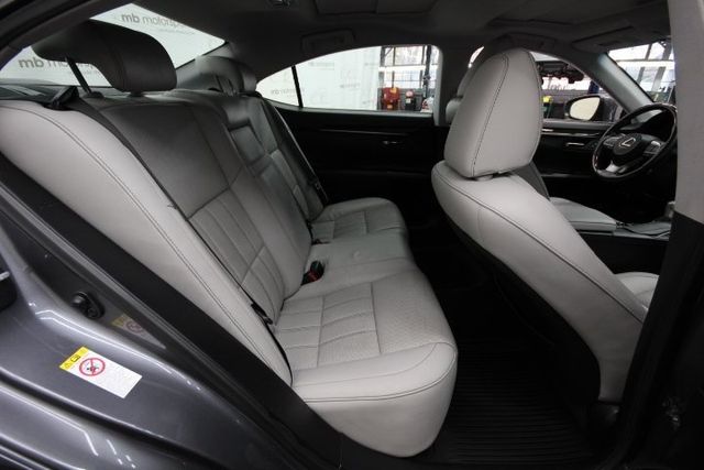 2017 Lexus ES ES 350 Sedan - 22130144 - 15