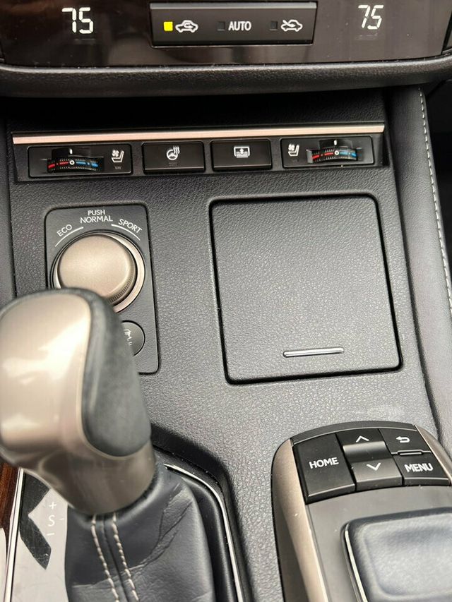 2017 Lexus ES ES 350 Sedan - 22070542 - 4