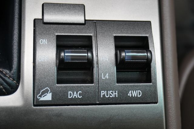 2017 Lexus GX GX 460 4WD - 22922287 - 24