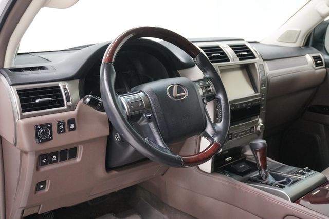 2017 Lexus GX GX 460 4WD - 22922287 - 8