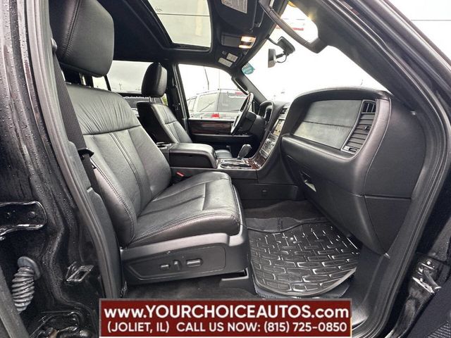 2017 Lincoln Navigator 4x4 Reserve - 22840314 - 27