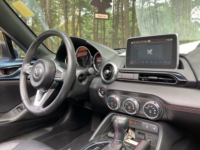 2017 Mazda MX-5 Miata RF Grand Touring Automatic - 22907913 - 19