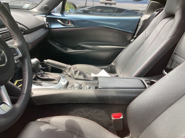 2017 Mazda MX-5 Miata RF Grand Touring Automatic - 22907913 - 4