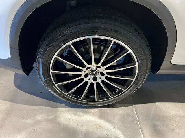 2017 Mercedes-Benz GLC AWD/PremiumPkg/SportPkg/NightPkg/PanoRoof/HtdSeats/20"AMG Wheels - 22910842 - 11