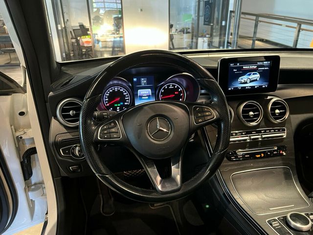 2017 Mercedes-Benz GLC AWD/PremiumPkg/SportPkg/NightPkg/PanoRoof/HtdSeats/20"AMG Wheels - 22910842 - 16