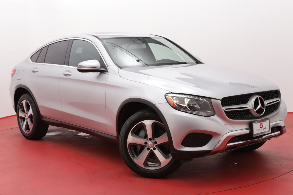 2017 Mercedes-Benz GLC GLC 300 4MATIC Coupe - 20765456 | Video 1