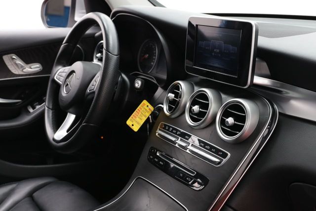 2017 Mercedes-Benz GLC GLC 300 4MATIC Coupe - 20765456 - 16