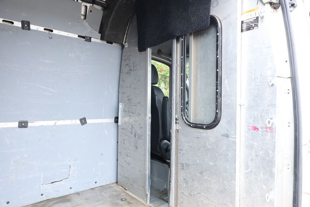 2017 Mercedes-Benz Sprinter Cargo Van 2500 High Roof V6 144'' with Driver Comfort Package - 22930177 - 27