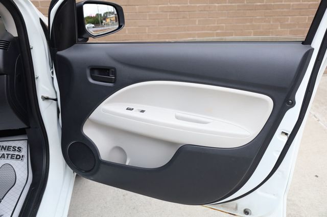 2017 Mitsubishi Mirage G4 ES - 22936608 - 26