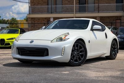 2017 Nissan 370Z - JN1AZ4EH8HM952929