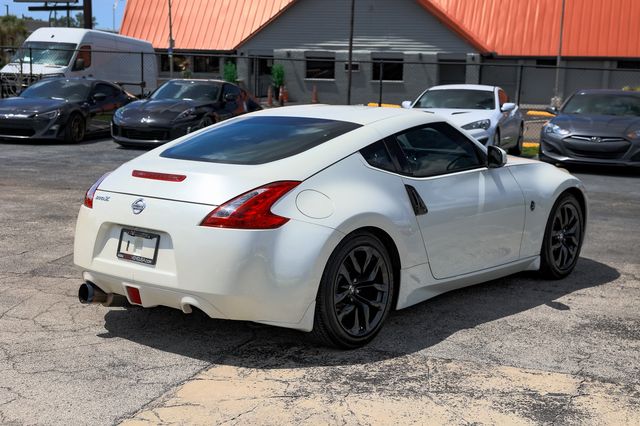2017 Nissan 370Z Coupe Automatic - 22887316 - 12