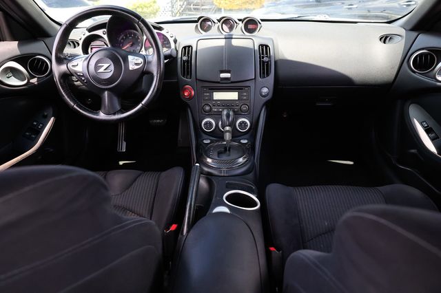 2017 Nissan 370Z Coupe Automatic - 22887316 - 15