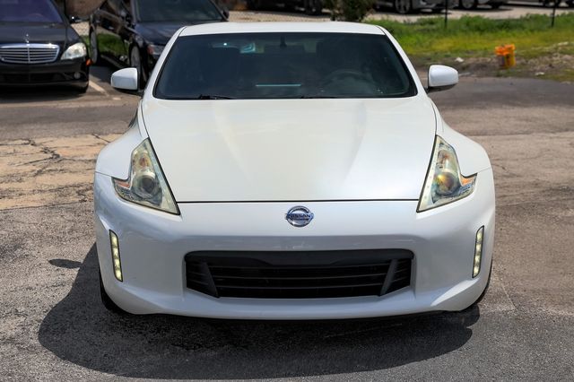 2017 Nissan 370Z Coupe Automatic - 22887316 - 20