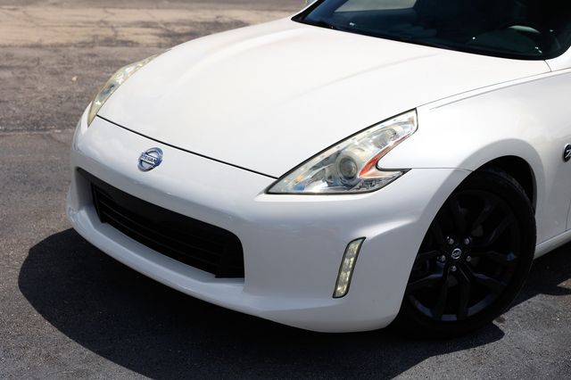 2017 Nissan 370Z Coupe Automatic - 22887316 - 26