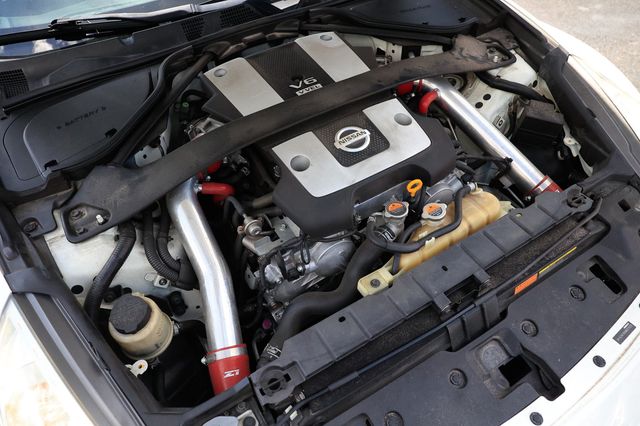 2017 Nissan 370Z Coupe Automatic - 22887316 - 45