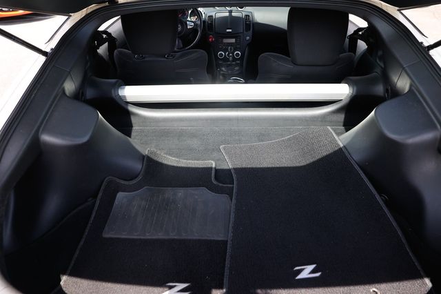 2017 Nissan 370Z Coupe Automatic - 22887316 - 7