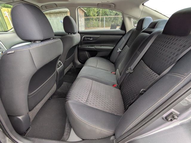 2017 Nissan Altima  - 22928117 - 12
