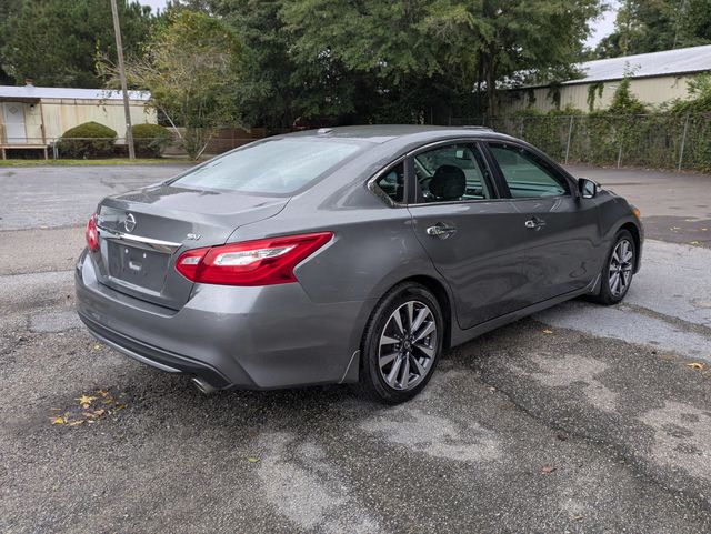 2017 Nissan Altima  - 22928117 - 3