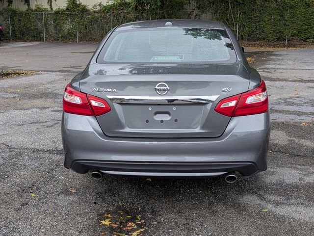 2017 Nissan Altima  - 22928117 - 4