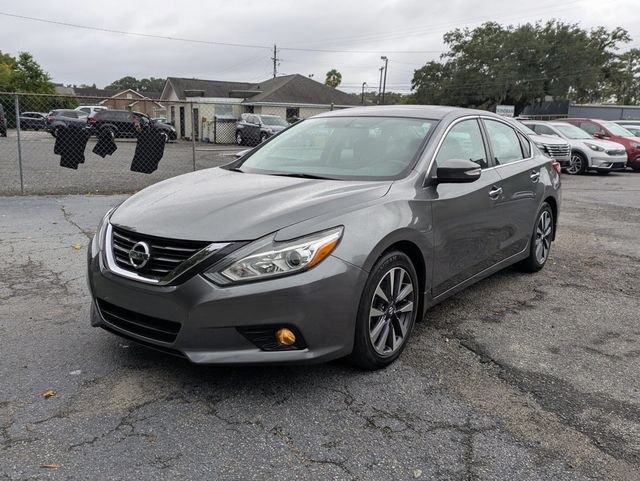 2017 Nissan Altima  - 22928117 - 7