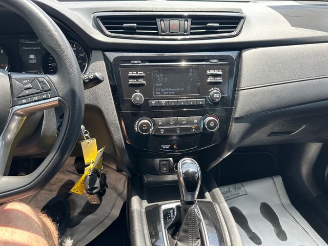 2017 Nissan Rogue S - 22843273 - 9