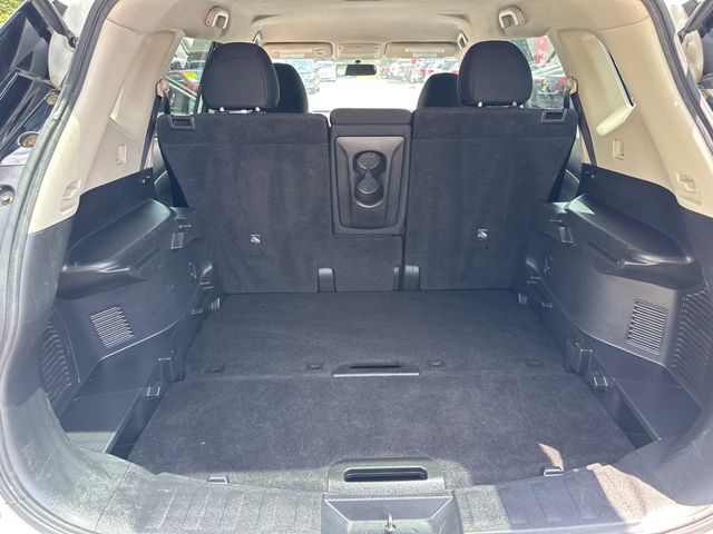 2017 Nissan Rogue S - 22843273 - 12