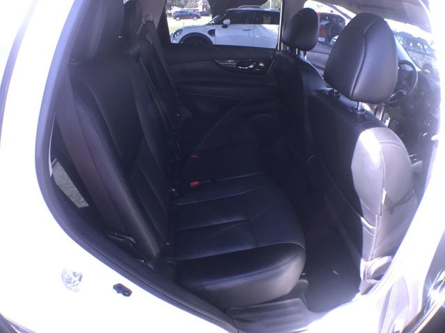 2017 Nissan Rogue SV - 22932704 - 22