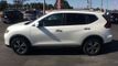 2017 Nissan Rogue SV - 22932704 - 4