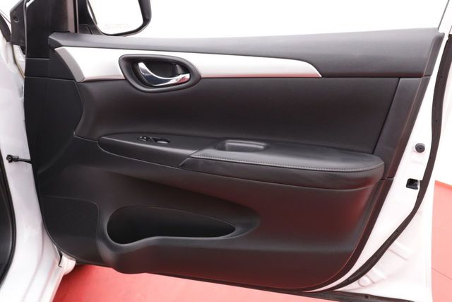 2017 Nissan Sentra  - 20811665 - 18