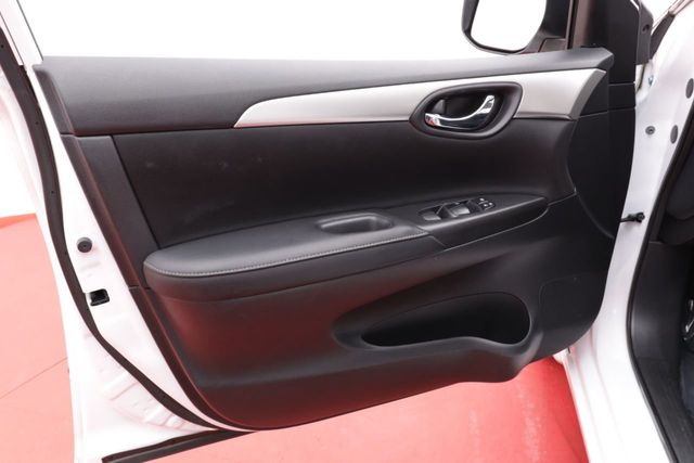 2017 Nissan Sentra  - 20811665 - 21