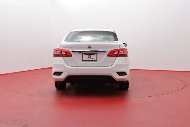 2017 Nissan Sentra  - 20811665 - 3