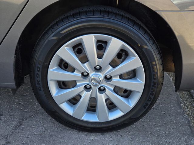 2017 Nissan Sentra S CVT - 22933784 - 5