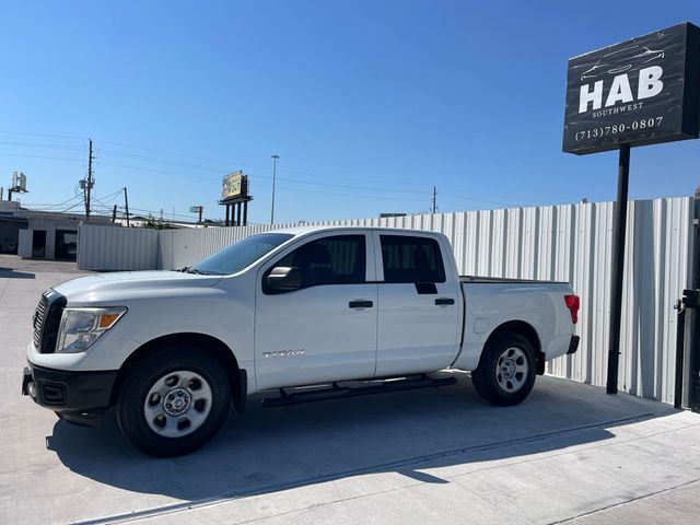 2017 Nissan Titan 4x2 Crew Cab S - 22919037 - 3