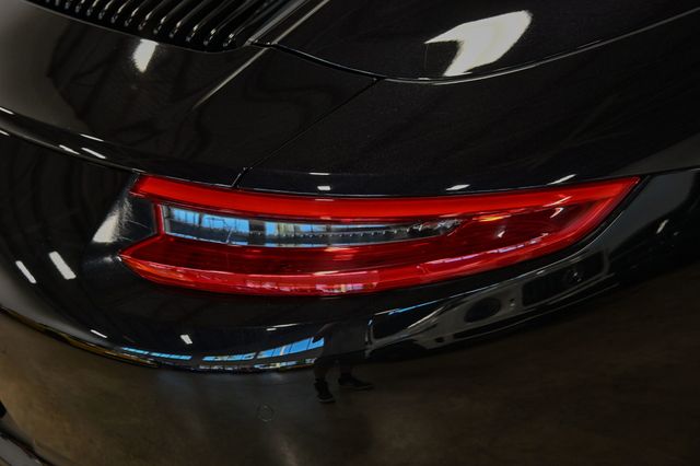 2017 Porsche 911 Carrera Cabriolet - 22940196 - 11