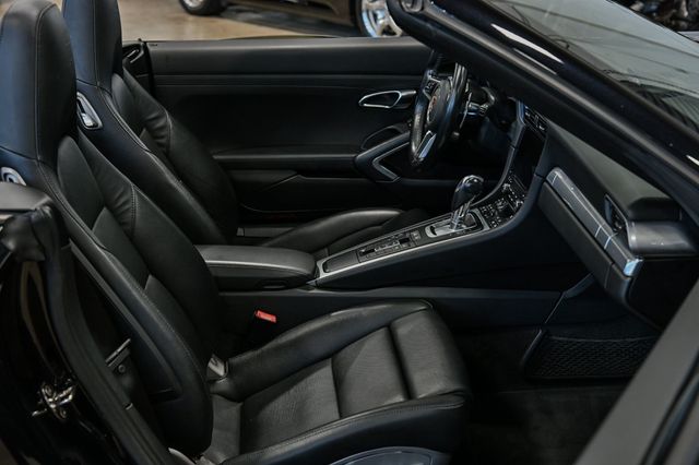 2017 Porsche 911 Carrera Cabriolet - 22940196 - 27
