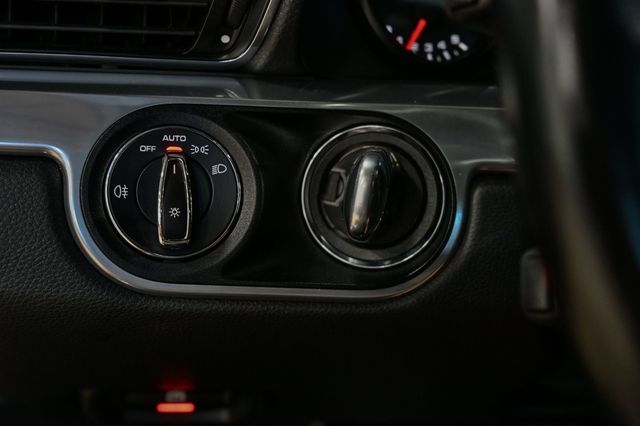 2017 Porsche 911 Carrera Cabriolet - 22940196 - 49